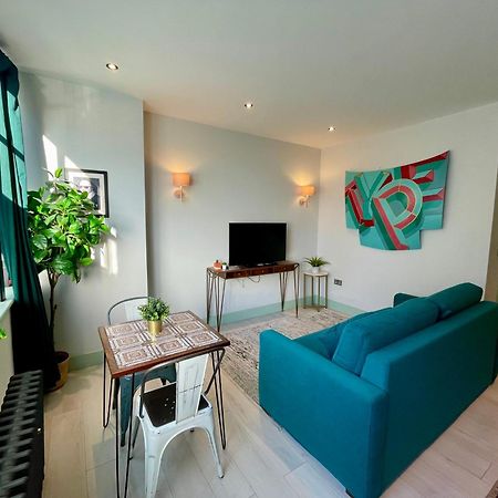 Cute 1-Bedroom Ground Apartment In Stoke Newington Londen Buitenkant foto