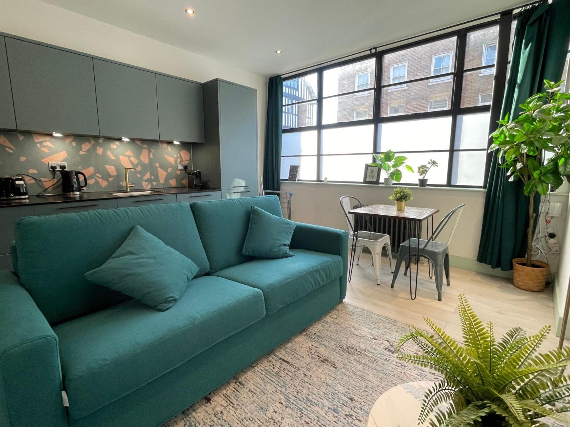 Cute 1-Bedroom Ground Apartment In Stoke Newington Londen Buitenkant foto